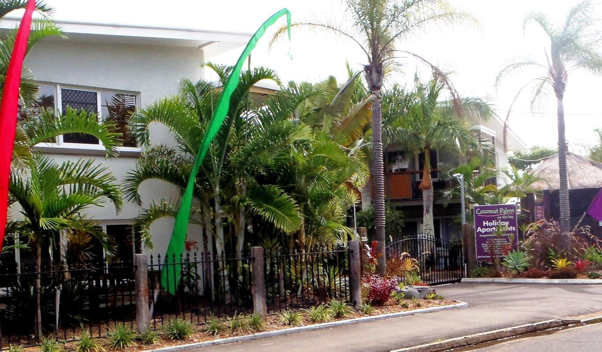 Coconut Palms On The Bay Aparthotel Херви Бей Екстериор снимка