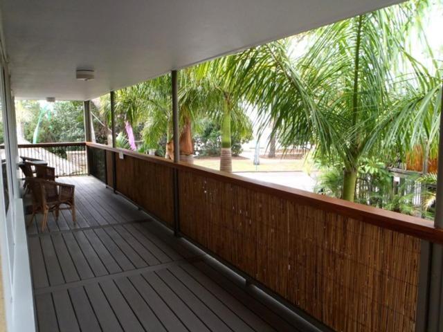 Coconut Palms On The Bay Aparthotel Херви Бей Екстериор снимка